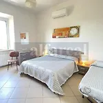 Veneto, Aria Condizionata, Posto Auto E A 100 M Dal Mare! By Alfareal Apartman *
